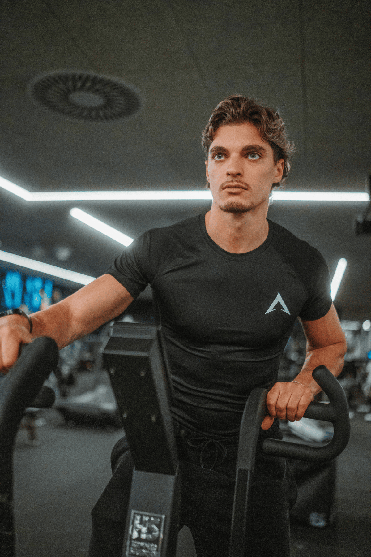 Black short sleeve compression t-shirt